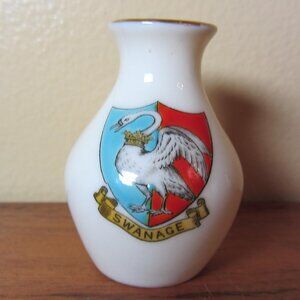 Foley crested heraldry china vintage Swanage (GC039 Grace)